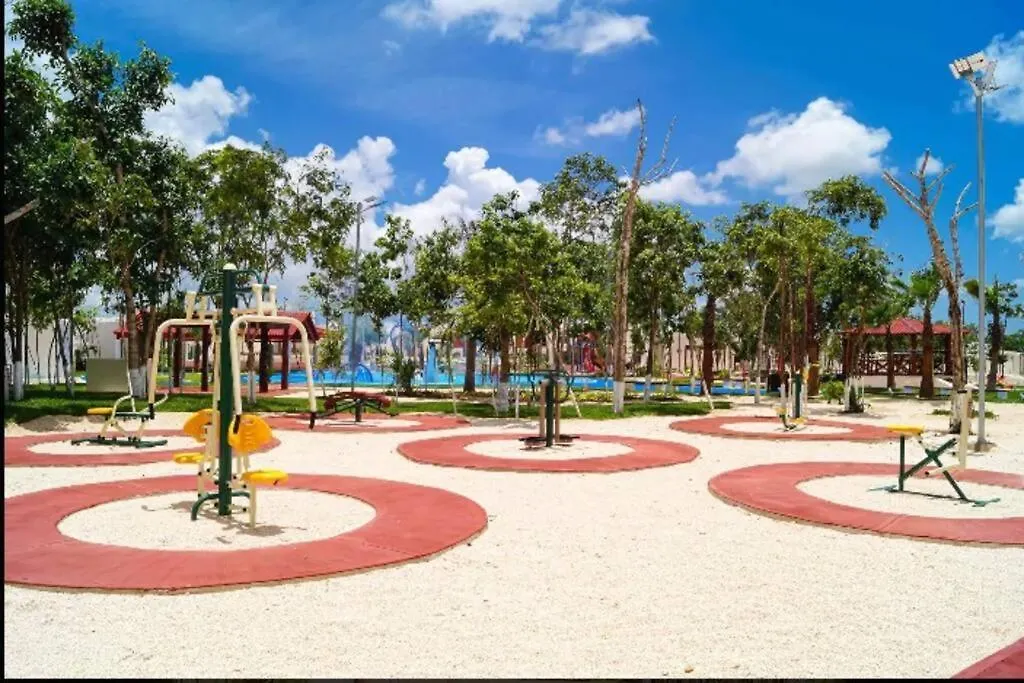 Holiday home Family Accommodation With Pool And Water Park Cancun