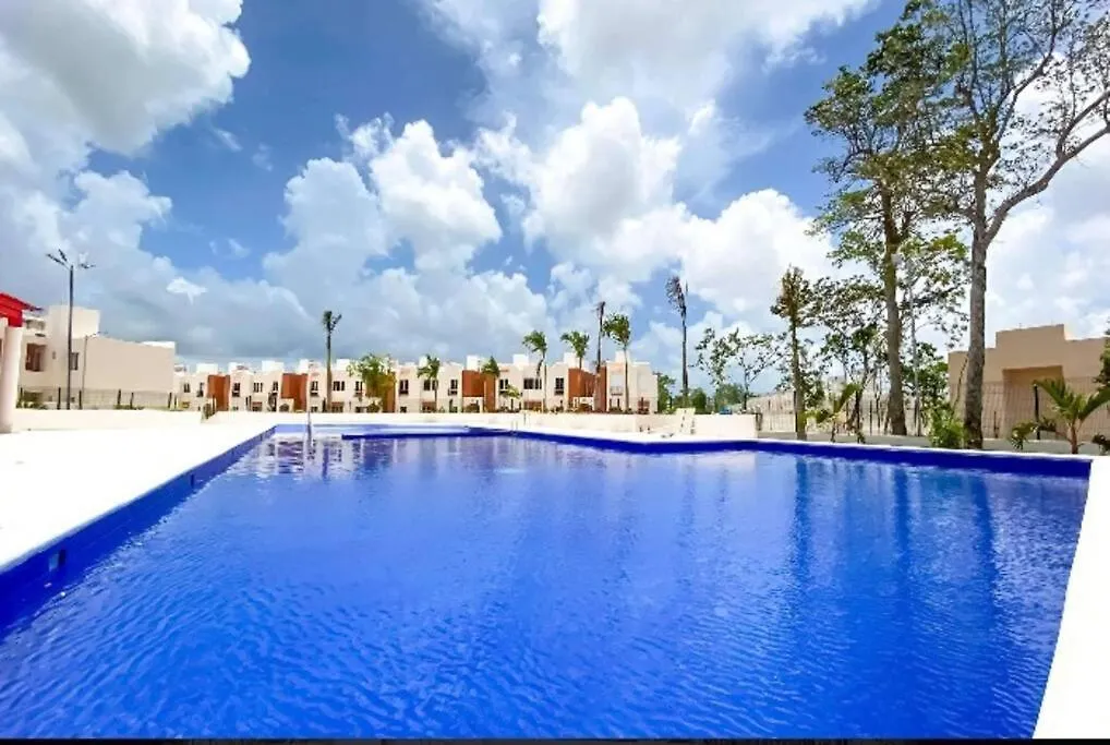 Family Accommodation With Pool And Water Park Cancun