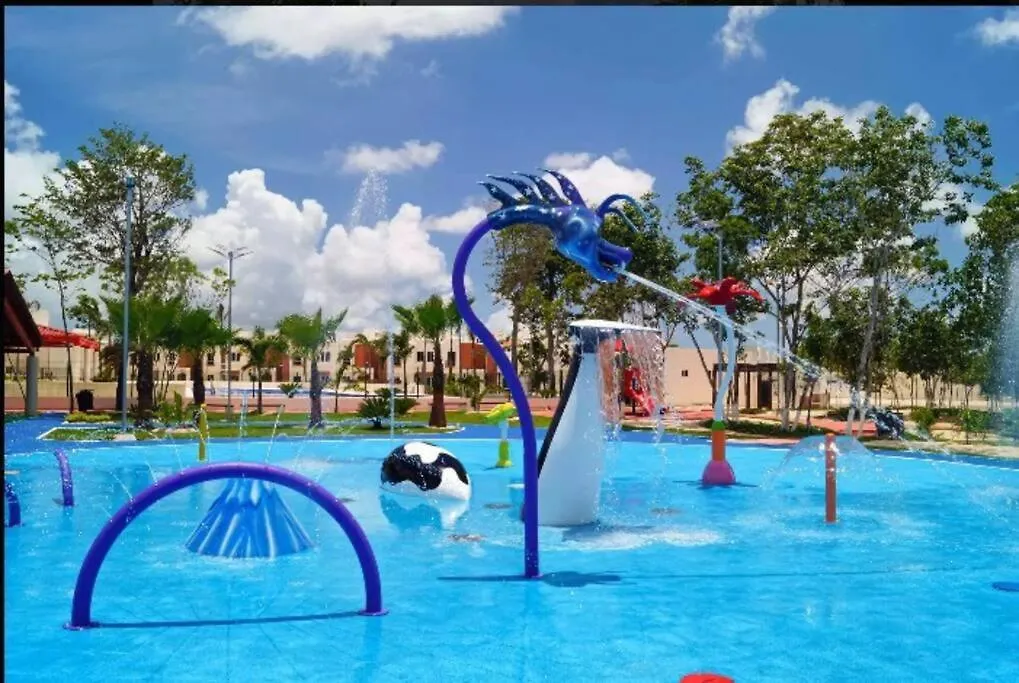 Holiday home Family Accommodation With Pool And Water Park Cancun Mexico